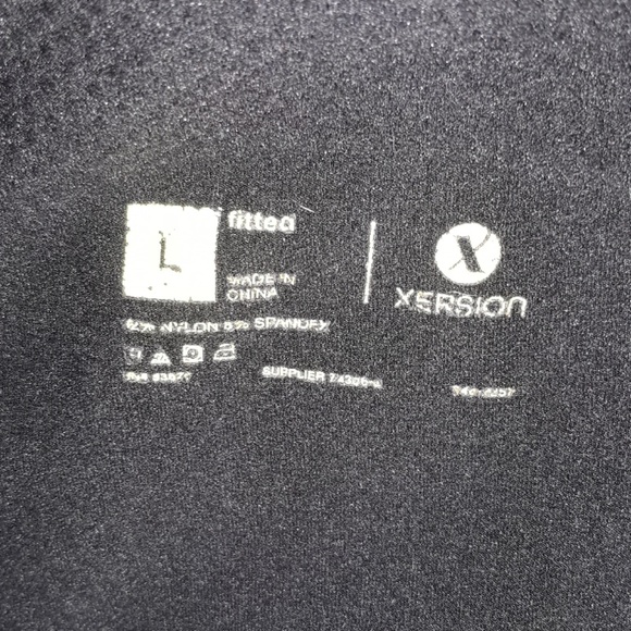 *XERSION WORKOUT TOP SIZE LARGE - Picture 8 of 8
